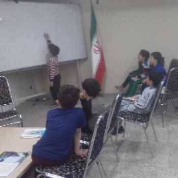 کلاس دوره فارسی
